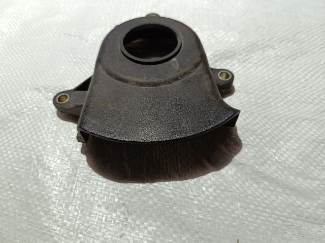 bontott FORD FIESTA V Alsó Vezérlés Burkolat