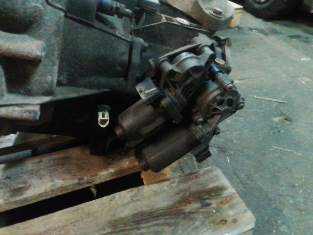 bontott FORD FIESTA V Automata Váltó