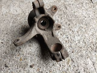 bontott FORD FIESTA V Bal első Csonkállvány Kerékaggyal