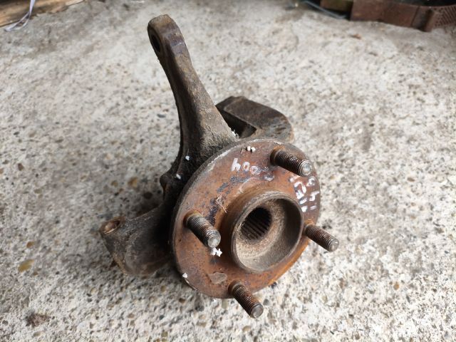 bontott FORD FIESTA V Bal első Csonkállvány Kerékaggyal