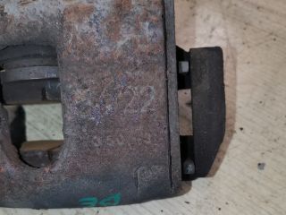 bontott FORD FIESTA V Bal első Féknyereg Munkahengerrel