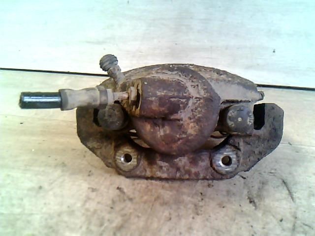 bontott FORD FIESTA V Bal első Féknyereg Munkahengerrel