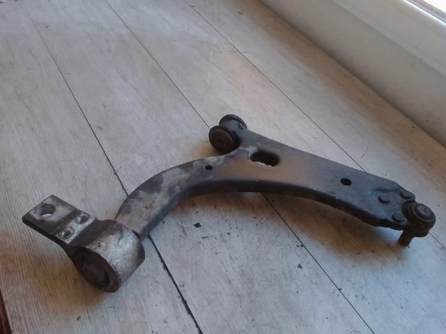 bontott FORD FIESTA V Bal első Lengőkar