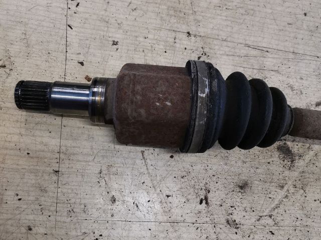 bontott FORD FIESTA V Bal Féltengely