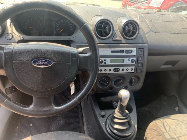 bontott FORD FIESTA V Bal hátsó Rugó