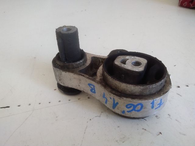 bontott FORD FIESTA V Billenésgátló Bak