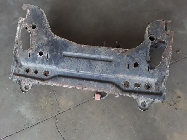 bontott FORD FIESTA V Első Bölcső