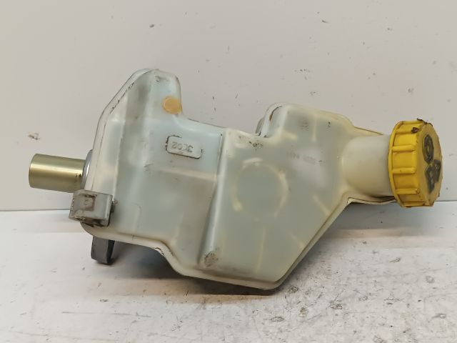 bontott FORD FIESTA V Főfékhenger