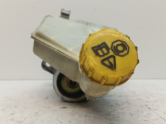 bontott FORD FIESTA V Főfékhenger