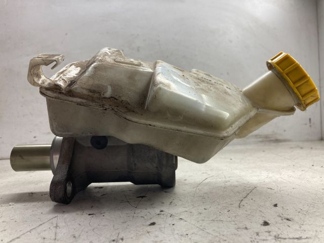 bontott FORD FIESTA V Főfékhenger