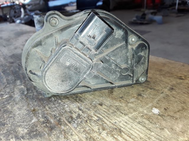 bontott FORD FIESTA V Fojtószelep (Elektromos)