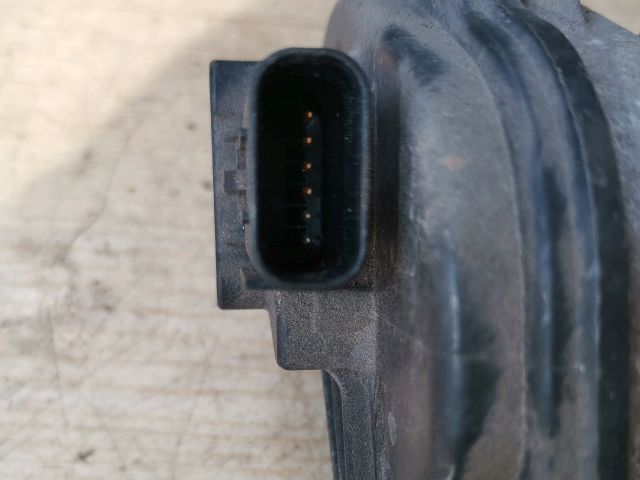 bontott FORD FIESTA V Fojtószelep (Elektromos)