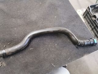 bontott FORD FIESTA V Fűtőradiátor Vízcső Alsó