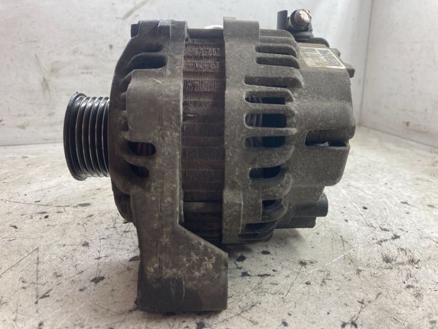 bontott FORD FIESTA V Generátor