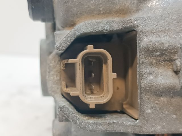 bontott FORD FIESTA V Generátor