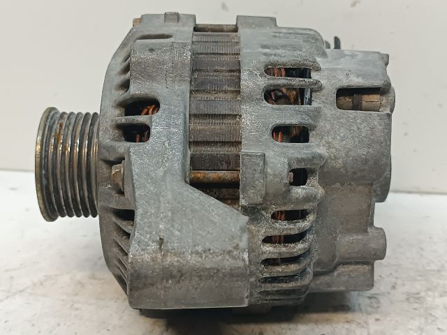 bontott FORD FIESTA V Generátor