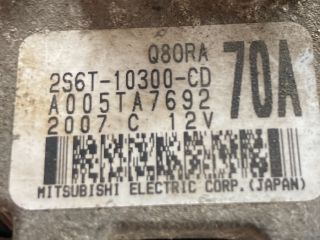 bontott FORD FIESTA V Generátor