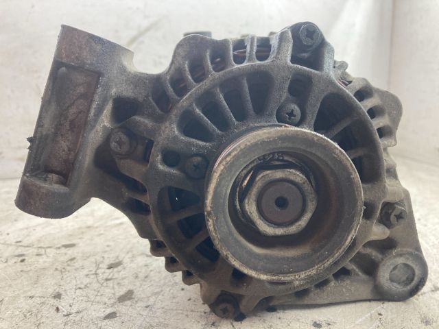 bontott FORD FIESTA V Generátor