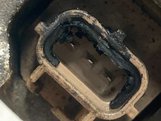 bontott FORD FIESTA V Generátor