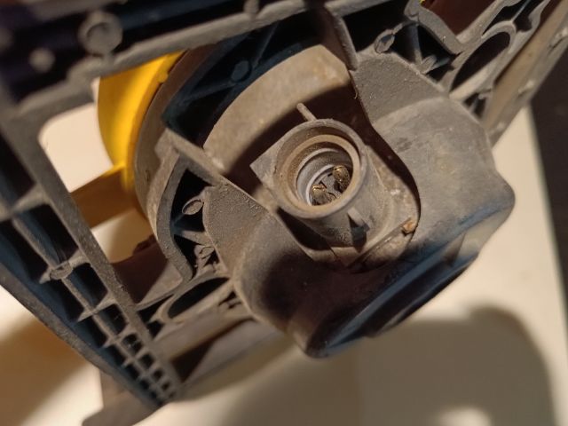 bontott FORD FIESTA V Hűtőventilátor