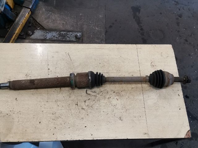 bontott FORD FIESTA V Jobb Féltengely