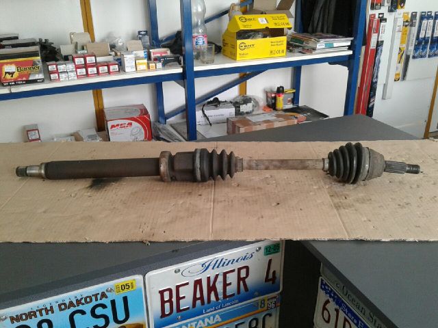 bontott FORD FIESTA V Jobb Féltengely