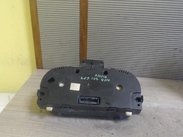 bontott FORD FIESTA V Kilométeróra