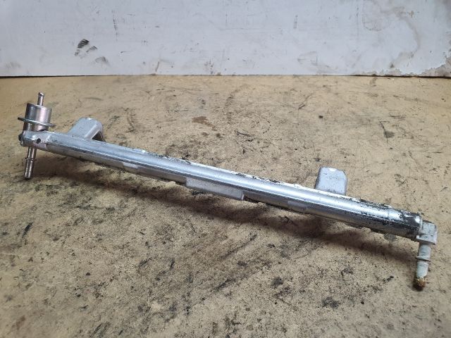 bontott FORD FIESTA V Közösnyomócső