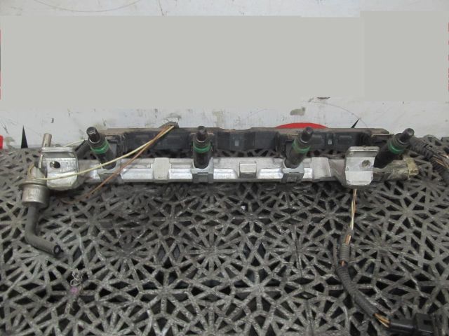 bontott FORD FIESTA V Közösnyomócső