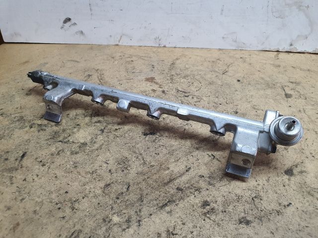 bontott FORD FIESTA V Közösnyomócső