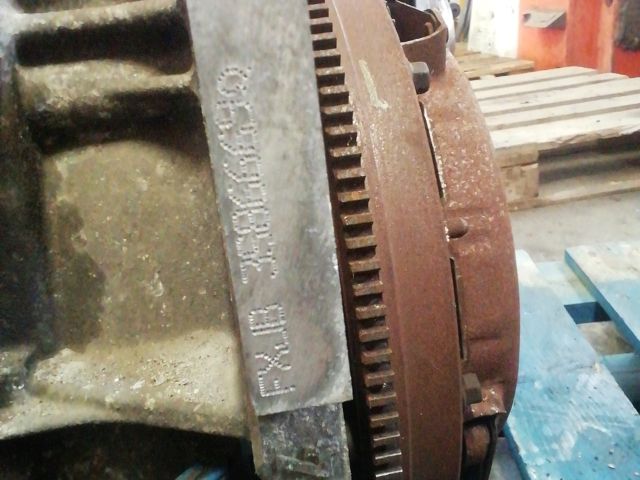 bontott FORD FIESTA V Motor (Fűzött blokk hengerfejjel)