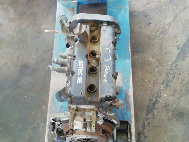 bontott FORD FIESTA V Motor (Fűzött blokk hengerfejjel)