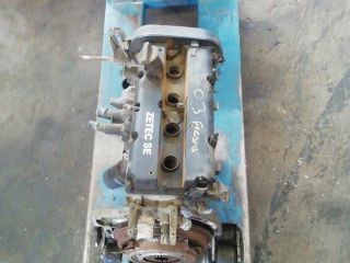 bontott FORD FIESTA V Motor (Fűzött blokk hengerfejjel)