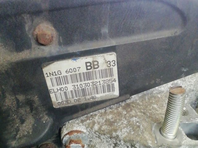 bontott FORD FIESTA V Motor (Fűzött blokk hengerfejjel)