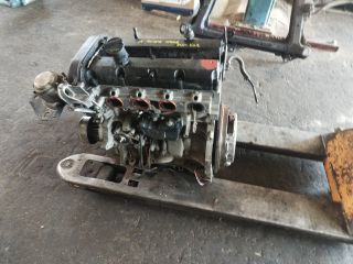 bontott FORD FIESTA V Motor (Fűzött blokk hengerfejjel)