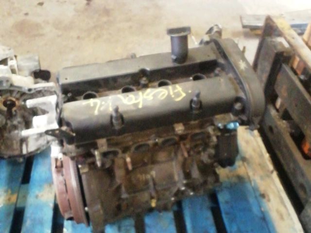 bontott FORD FIESTA V Motor (Fűzött blokk hengerfejjel)