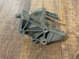 bontott FORD FIESTA V Motor Tartó Bak (Fém)