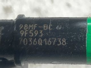 bontott FORD FIESTA V Porlasztó Sor / Híd