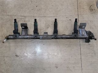 bontott FORD FIESTA V Porlasztó Sor / Híd