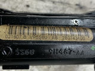 bontott FORD FIESTA V Porlasztó Sor / Híd