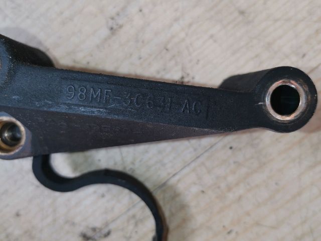 bontott FORD FIESTA V Szervó Tartó Bak (Magában)