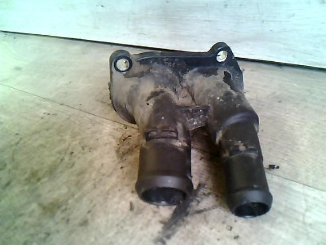 bontott FORD FIESTA V Termosztátház