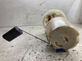 bontott FORD FIESTA V Üzemanyag Szivattyú