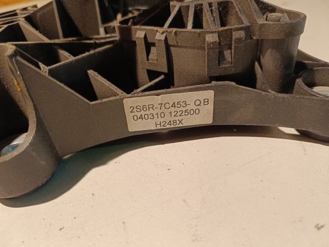 bontott FORD FIESTA V Váltó Kulissza