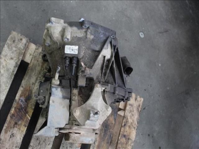 bontott FORD FIESTA V Váltó (Mechanikus)