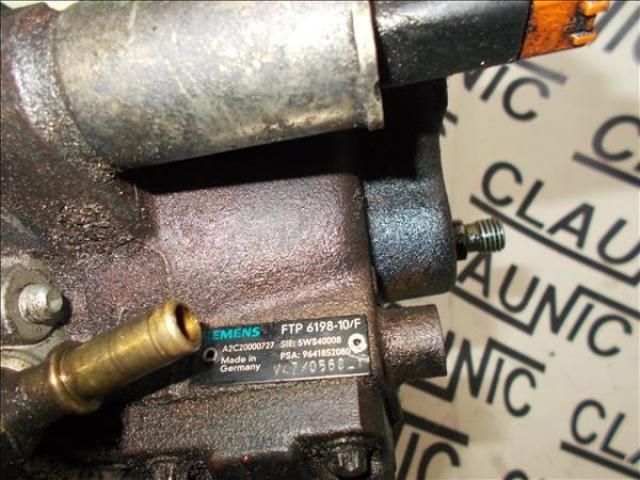 bontott FORD FIESTA V Adagoló