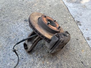 bontott FORD FIESTA V Bal első Csonkállvány Kerékaggyal