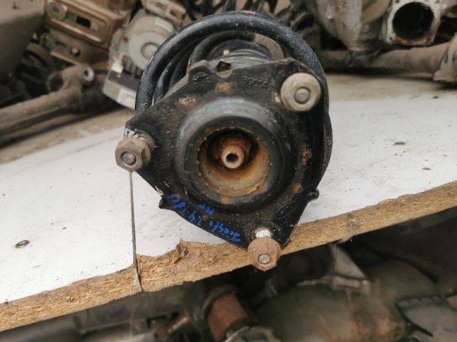 bontott FORD FIESTA V Bal első Gólyaláb (Lengécsillapító, Rugó)