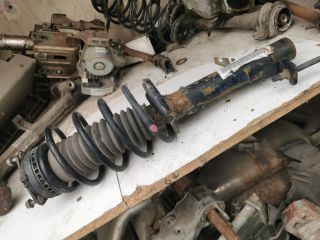 bontott FORD FIESTA V Bal első Gólyaláb (Lengécsillapító, Rugó)