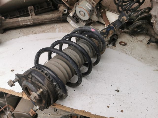 bontott FORD FIESTA V Bal első Gólyaláb (Lengécsillapító, Rugó)